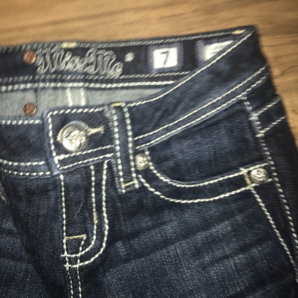 Miss Me Jeans - Picture 2 of 4